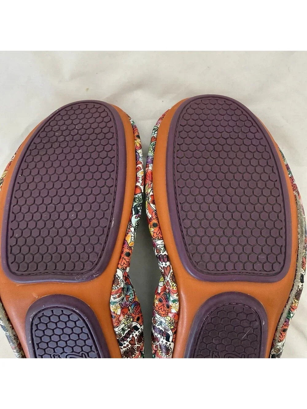 The Storehouse Flats Watercolor Sugar Skull Size 7 Foldable Leather